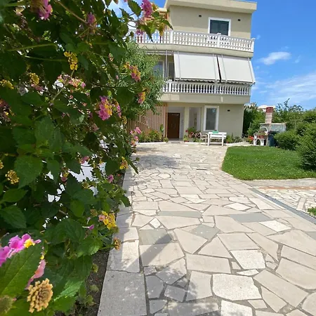 Kanto Vendégház 3*